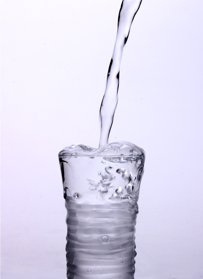 Glasspour